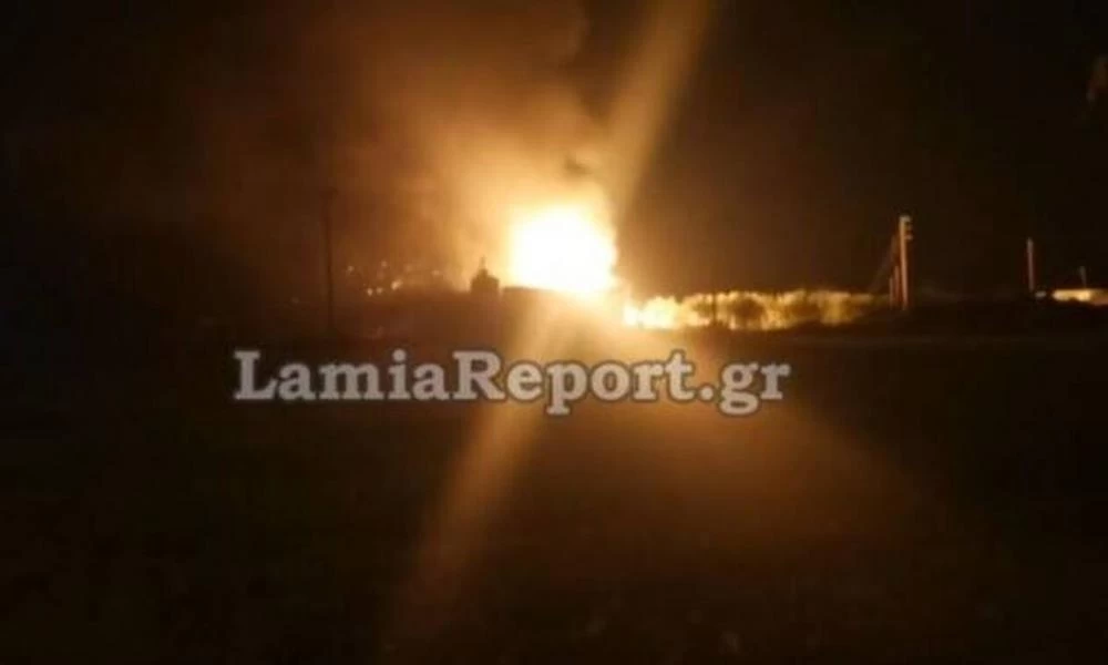 Συγκλονιστικό βίντεο: Η στιγμή της έκρηξης σε επιχείρηση με φιάλες υγραερίου στη Λαμία